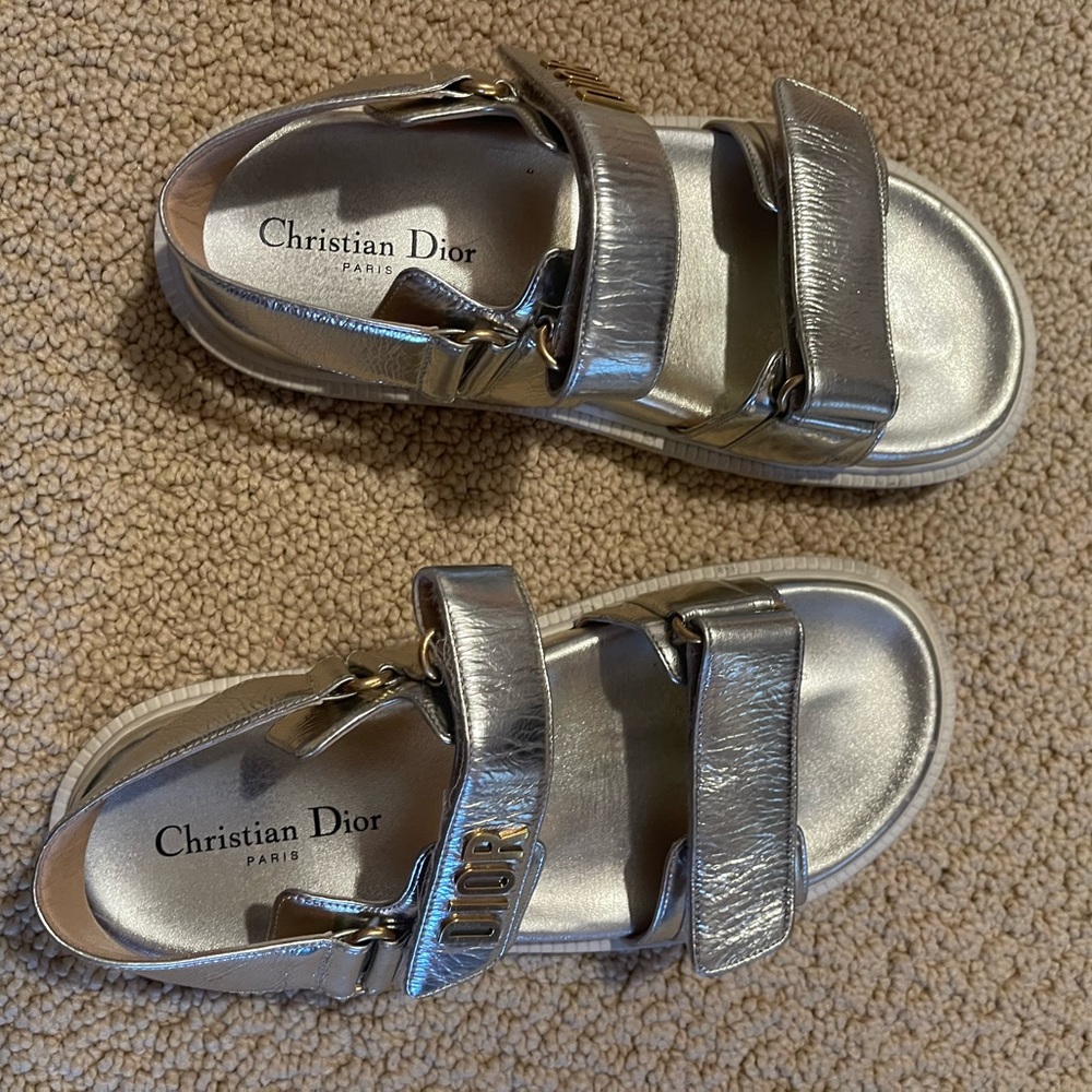 Dior Women’s Gold Sandals 39 - Picture 3 of 7